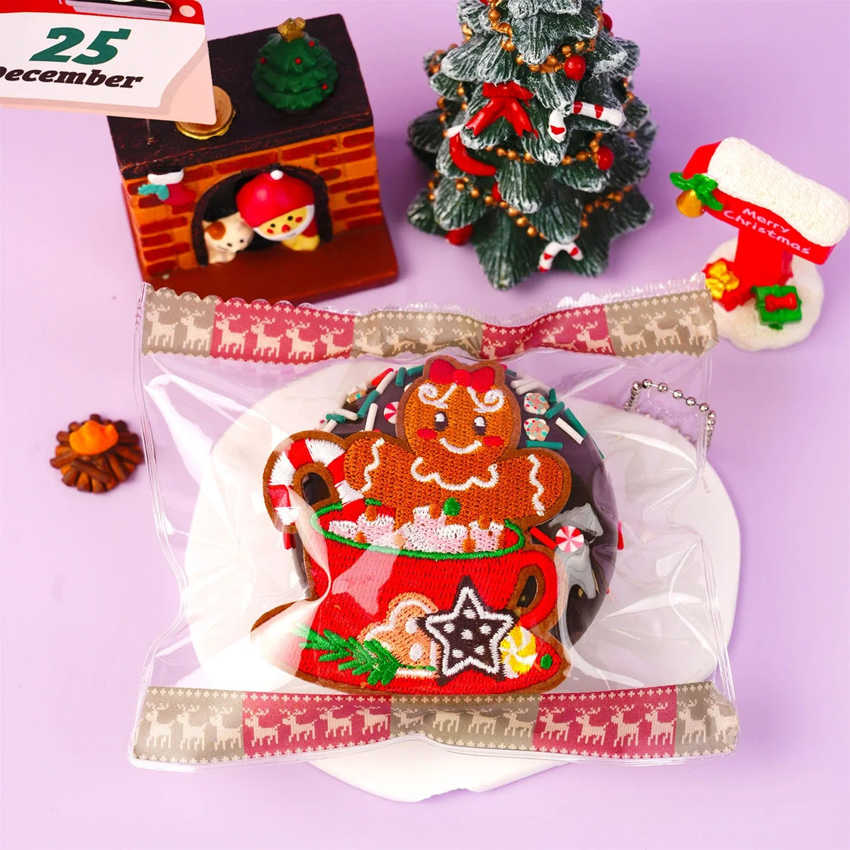 Pawtoto Christmas Chocolate Ball (Tea-Steeping Gingerbread Man) Stress Relief Toys Squishy Stressball
